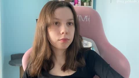 Vanessa and Julia  online show from March 15, 9:04 am