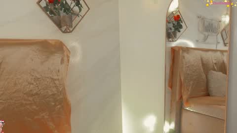 naamah_b online show from December 21, 1:51 pm