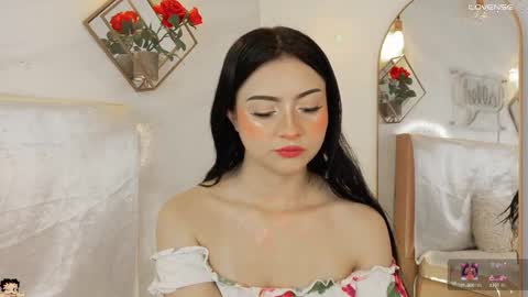 naamah_b online show from March 25, 2:12 pm