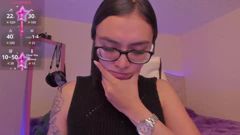 Snapshot of naath_ chatting on February 4, 10:13 pm anny online show from February 4, 10:13 pm