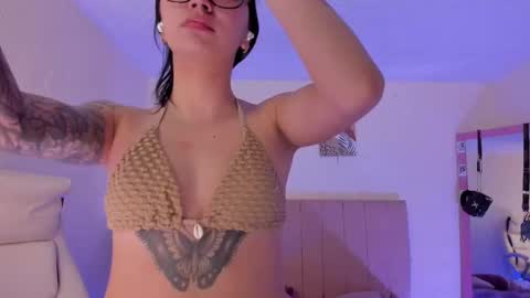 Snapshot of naath_ chatting on September 8, 9:58 pm anny online show from September 8, 9:58 pm