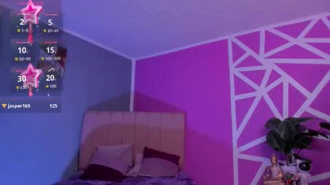 Snapshot of naath_ chatting on October 24, 9:44 pm anny online show from October 24, 9:44 pm