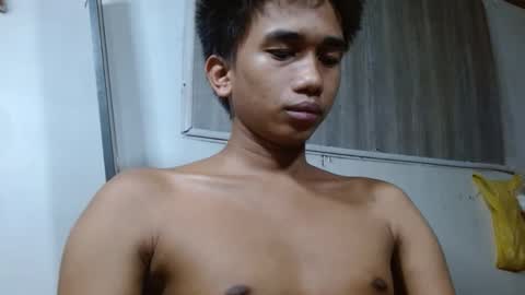 nachos072800 online show from April 1, 1:01 pm