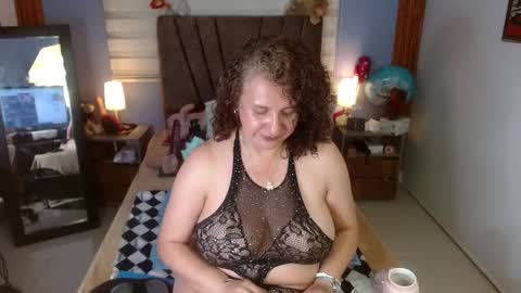 Snapshot of nadia_84 chatting on September 24, 7:50 pm nadia_84 online show from September 24, 7:50 pm