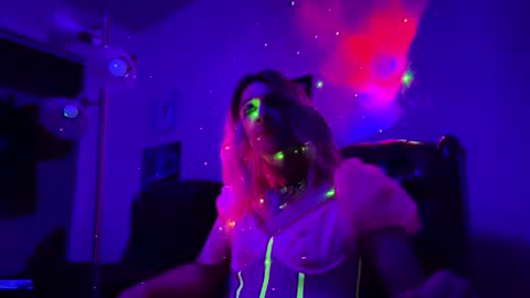 Snapshot of nadia_crivello chatting on December 14, 7:47 am nadia_crivello online show from December 14, 7:47 am