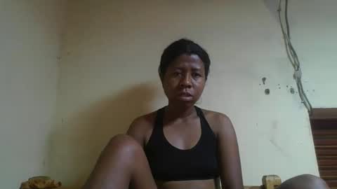 nadiasando online show from November 30, 7:01 am