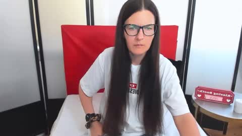 nadiatrue online show from June 30, 2:51 pm