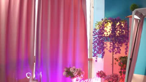 Nadia online show from March 6, 5:15 am