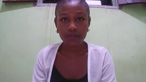 nah296652 online show from March 18, 7:06 pm