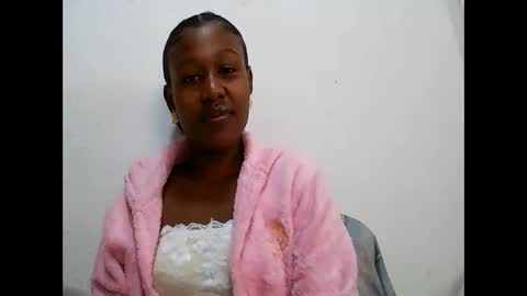nah296652 online show from June 11, 5:38 am