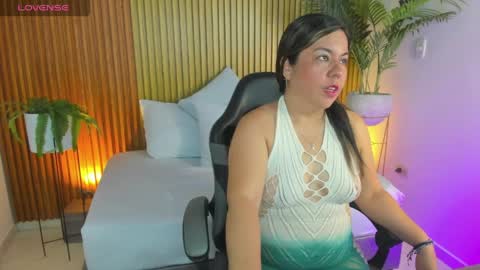 N A H I A online show from April 11, 2:05 am