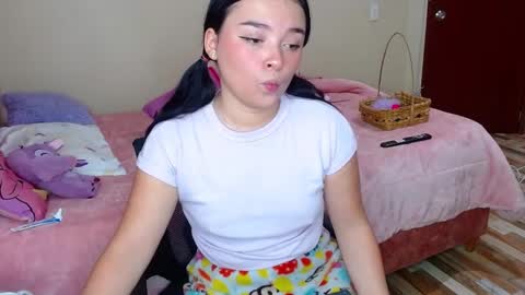 nahia cute     only   online show from March 7, 6:43 pm