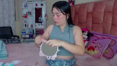 nahia cute     only   online show from September 19, 2:07 pm