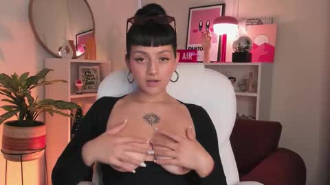 Nahia INDEPENDENT MODEL P online show from November 29, 10:46 pm