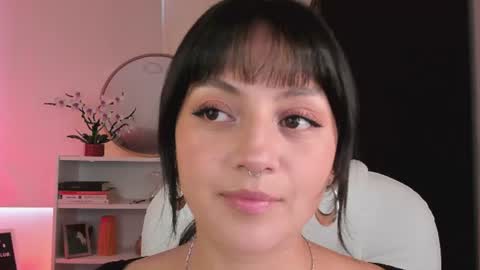 Snapshot of nahiapaws chatting on June 27, 10:04 pm Nahia INDEPENDENT MODEL P online show from June 27, 10:04 pm