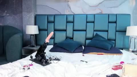 Nahomi online show from February 12, 1:52 am