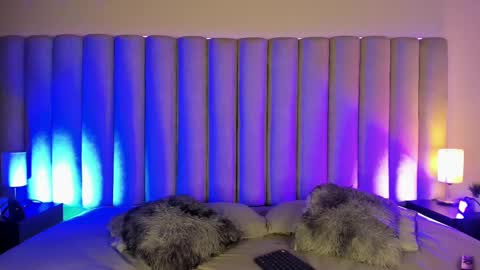  VICTORIA  online show from February 22, 7:36 pm