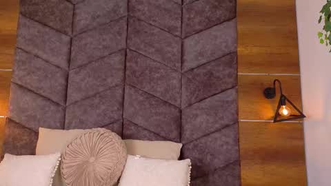  VICTORIA  online show from September 20, 8:32 pm