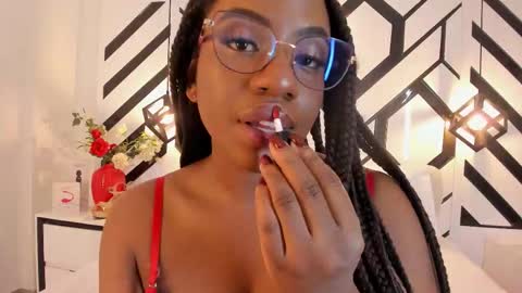 Nahomi online show from March 1, 1:35 pm