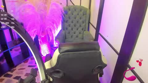 Nahomi online show from February 2, 4:33 am