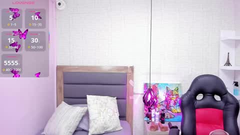   SHELBY   online show from September 19, 12:06 pm