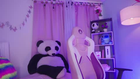 nahomy 2308 online show from May 5, 11:29 am