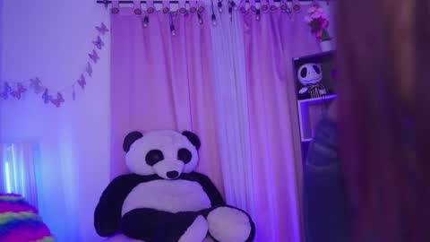 nahomy 2308 online show from May 7, 11:37 am