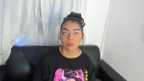 Nahomy online show from November 26, 7:48 pm