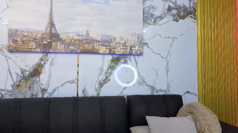 Nahomy  online show from November 16, 1:17 pm