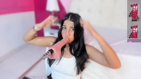 Nahomy Roberts online show from February 6, 12:16 pm