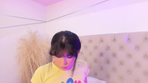 Snapshot of nahomyrusell chatting on April 11, 1:37 pm nahomyrusell online show from April 11, 1:37 pm