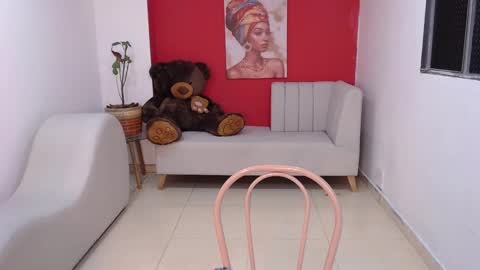 Snapshot of naia_sweetsex chatting on September 17, 8:32 pm naia_sweetsex online show from September 17, 8:32 pm