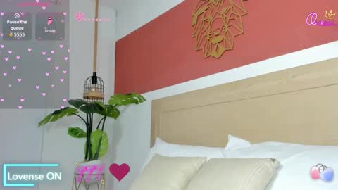 N A I A R A online show from March 20, 3:39 pm