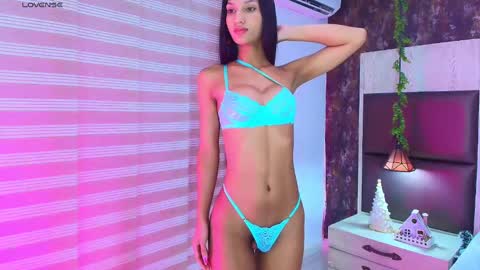 Lia online show from December 14, 3:58 pm