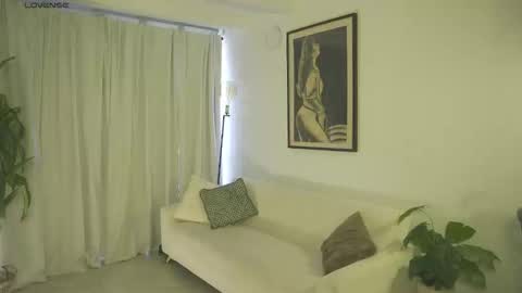 Lia online show from February 27, 1:55 pm