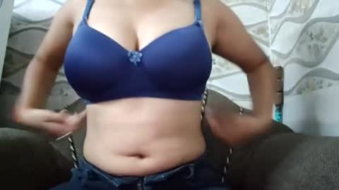 Snapshot of naina00123 chatting on June 30, 7:42 am Naina online show from June 30, 7:42 am