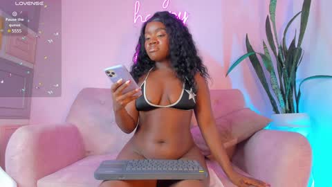 Snapshot of nainadeivis chatting on February 9, 1:33 am Naina online show from February 9, 1:33 am