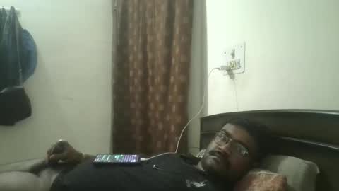 NAIRANANDU28 online show from March 29, 1:33 pm