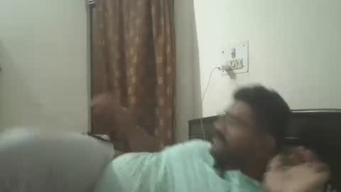 NAIRANANDU28 online show from April 2, 7:33 pm