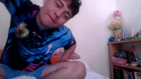 naisha and axel2 online show from January 5, 5:27 pm