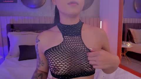 Naisha Ford online show from December 5, 3:15 am