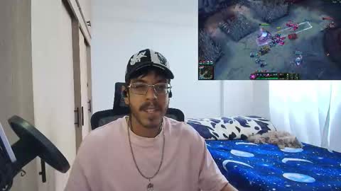 Snapshot of naitsihrc chatting on November 22, 5:23 pm Nait online show from November 22, 5:23 pm