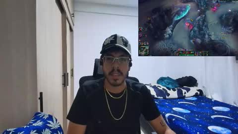 Snapshot of naitsihrc chatting on November 30, 6:50 am Nait online show from November 30, 6:50 am