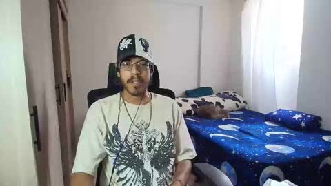 Snapshot of naitsihrc chatting on December 3, 6:28 pm Nait online show from December 3, 6:28 pm