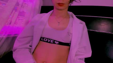 NAJI  online show from October 21, 8:31 pm