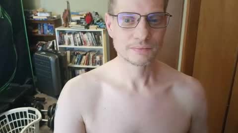 NakedClown online show from April 28, 7:52 pm