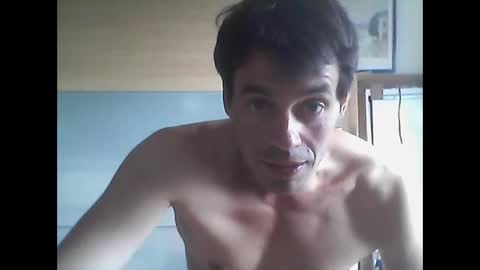 Snapshot of nakedfun777177580 chatting on May 27, 4:26 pm nakedfun777177580 online show from May 27, 4:26 pm