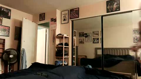 nakedmonkey online show from November 19, 1:49 am