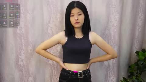 Snapshot of namguillot chatting on December 14, 3:01 am Sol online show from December 14, 3:01 am