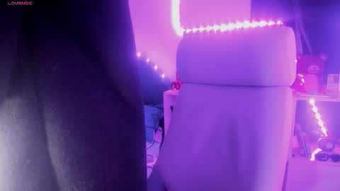 nami_white online show from September 22, 4:14 am